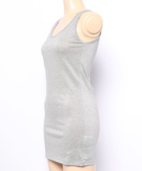 Q（キュー）の「ラメスリムタンク（タンクトップ・レディース・ライトグレー/ブラック/ベージュ/ラベンダー/ライトグリーン/サーモンピンク/ブルー・MEDIUM）」の9枚目の写真