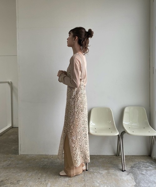 Amiur(エミレ)の「sheer pullover(Tシャツ/カットソー・レディース・ベージュ/オフホワイト/グリーン・FREE)」の14枚目の写真