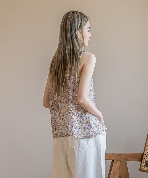 UNE MANSION(ユヌマンション)の「フラワーレースキャミソール(キャミソール・レディース・ブラック/ブルー/アイボリー・FREE)」の6枚目の写真