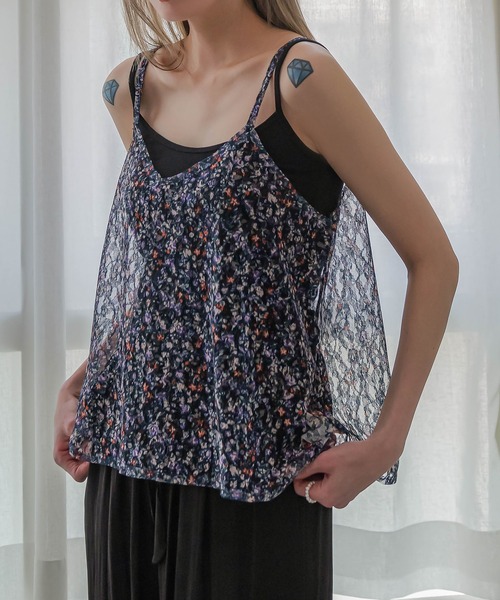 UNE MANSION(ユヌマンション)の「フラワーレースキャミソール(キャミソール・レディース・ブラック/ブルー/アイボリー・FREE)」の12枚目の写真