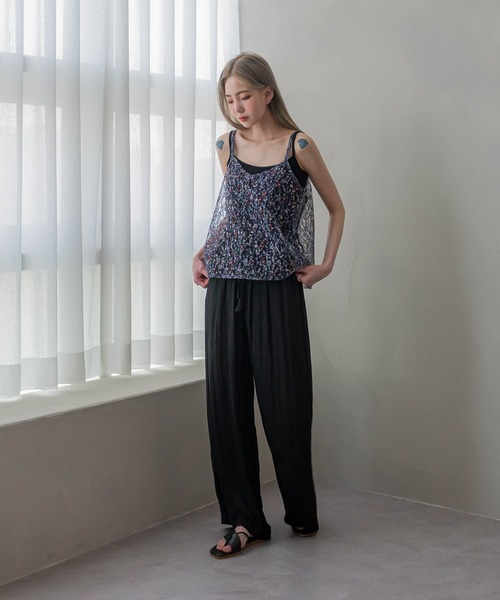 UNE MANSION(ユヌマンション)の「フラワーレースキャミソール(キャミソール・レディース・ブラック/ブルー/アイボリー・FREE)」の14枚目の写真