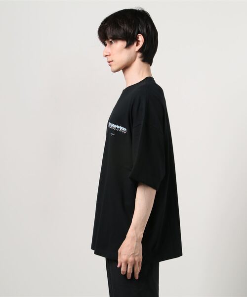 NCB neat caprice brand（エヌシービーニートカプリスブランド）の「NCB neat caprice brand(エヌシービーニートカプリスブランド) オノマトペ Tシャツ（Tシャツ/カットソー・メンズ・ホワイト/ブラック・MEDIUM/LARGE/X-LARGE）」の3枚目の写真