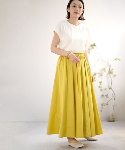 ANDJ(アンドジェイ)の「ブロードボリュームマキシスカート(スカート・レディース・イエロー/アイボリー/グレイッシュベージュ・M)」の19枚目の写真