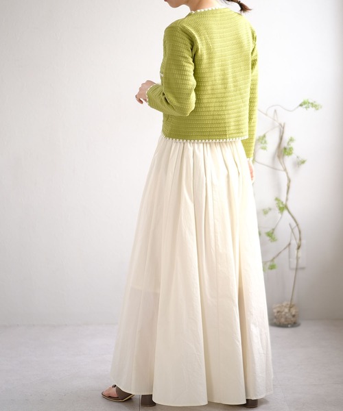 ANDJ(アンドジェイ)の「ブロードボリュームマキシスカート(スカート・レディース・イエロー/アイボリー/グレイッシュベージュ・M)」の15枚目の写真