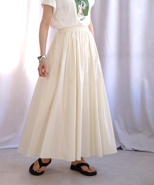 ANDJ(アンドジェイ)の「ブロードボリュームマキシスカート(スカート・レディース・イエロー/アイボリー/グレイッシュベージュ・M)」の8枚目の写真