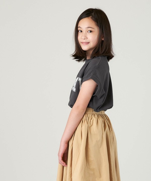 &yam(アンドヤム)の「USAコットン カレッジロゴプリント フレンチスリーブTシャツ【親子お揃い/リンクコーデ】(Tシャツ/カットソー・キッズ・ホワイト/ピンク/ブラック/ベージュ・150-160cm/110-120cm/140-150cm/120-130cm/130-140cm)」の10枚目の写真