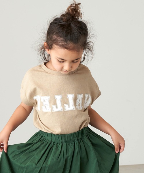 &yam(アンドヤム)の「USAコットン カレッジロゴプリント フレンチスリーブTシャツ【親子お揃い/リンクコーデ】(Tシャツ/カットソー・キッズ・ホワイト/ピンク/ブラック/ベージュ・150-160cm/110-120cm/140-150cm/120-130cm/130-140cm)」の17枚目の写真