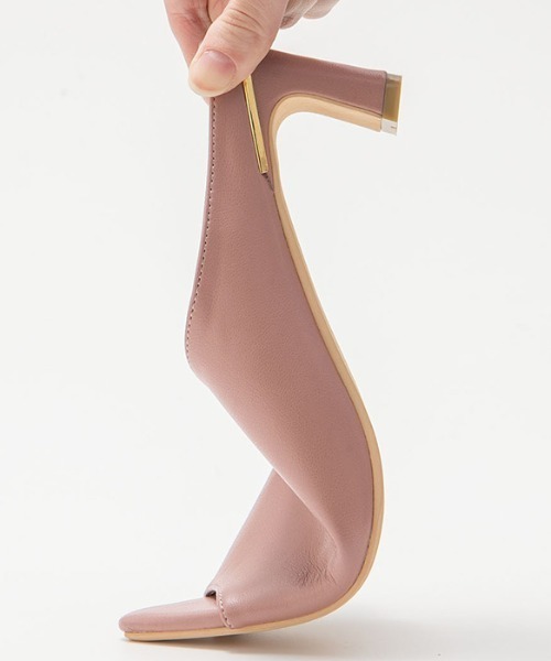 GeeRA（ジーラ）の「さっと履けてキレイ見えのプレートヒールミュール（つま先開きタイプ）（サンダル・レディース・ブラック/グリーン/サンドグレー/アイボリー/パイソン・MEDIUM/X-LARGE/LARGE/SMALL）」の12枚目の写真