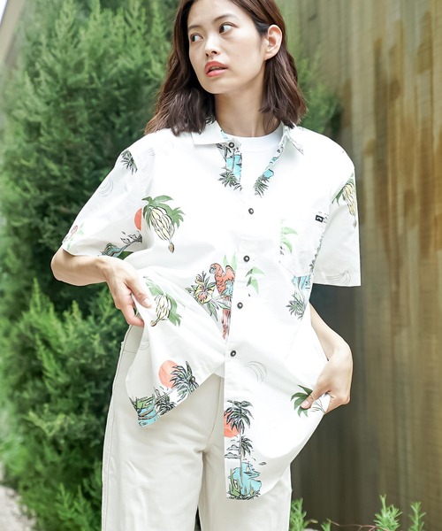 セール Billabong メンズ Sundays Floral 半袖シャツ 21年春夏モデル ビラボンボタニカル柄半袖シャツ シャツ ブラウス Billabong ビラボン のファッション通販 Zozotown セール Billabong メンズ Sundays Floral 半袖シャツ 21年春夏モデル ビラボンボタニカル柄半袖シャツ シャツ ブラウス Billabong ビラボン のファッション通販 Zozotown