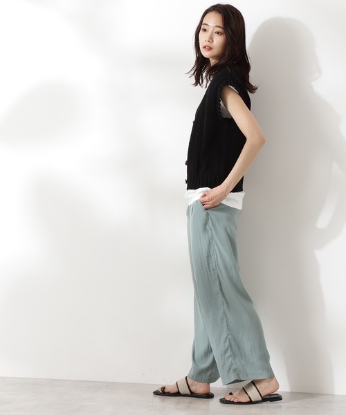 N.（N. Natural Beauty Basic）（エヌエヌナチュラルビューティーベーシック）の「◆ボタン付ニットベスト（ベスト・レディース・ブラック/クリーム/ホワイト系その他・MEDIUM）」の4枚目の写真