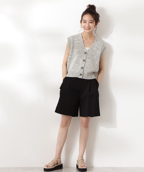 N.（N. Natural Beauty Basic）（エヌエヌナチュラルビューティーベーシック）の「◆ボタン付ニットベスト（ベスト・レディース・ブラック/クリーム/ホワイト系その他・MEDIUM）」の7枚目の写真