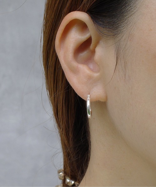 SIGNAL（シグナル）の「【SIGNAL/シグナル】silver925 HOOP PIERCE 16mm/ シルバー925 フープピアス（ピアス（両耳用）・レディース・シルバー・FREE）」の13枚目の写真