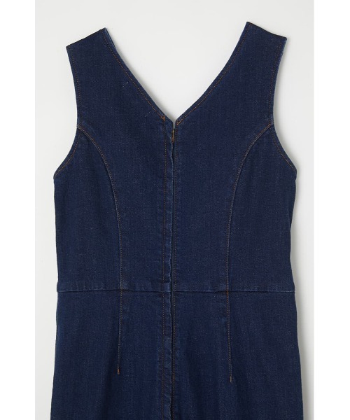 MOUSSY（マウジー）の「CUT OUT DENIM ジャンプスーツ（つなぎ/オールインワン・レディース・ブラック/ワンウォッシュ・1/2/0）」の3枚目の写真