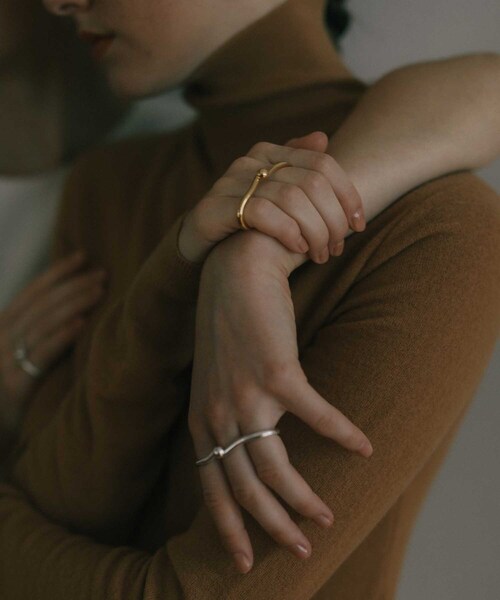 ASAMI FUJIKAWA(アサミフジカワ)の「ASAMI FUJIKAWA Ring(リング・レディース・シルバー/ゴールド・SMALL/LARGE/MEDIUM)」の16枚目の写真