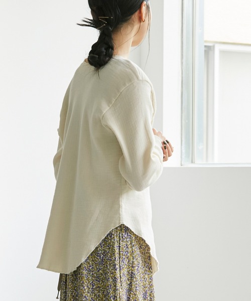 cardo fabrica（カルドファブリカ）の「◇オーガニックWガーゼ 2WAYプルオーバー（Tシャツ/カットソー・レディース・キナリ/ブラック/オレンジ・FREE）」の10枚目の写真