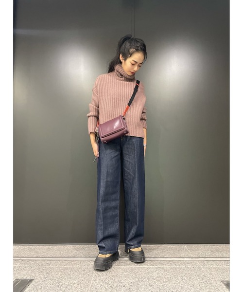 DIESEL（ディーゼル）の「レディース ジップディテール スモール ショルダーバッグ（ショルダーバッグ・レディース・オレンジ/パープル・UNI）」の18枚目の写真