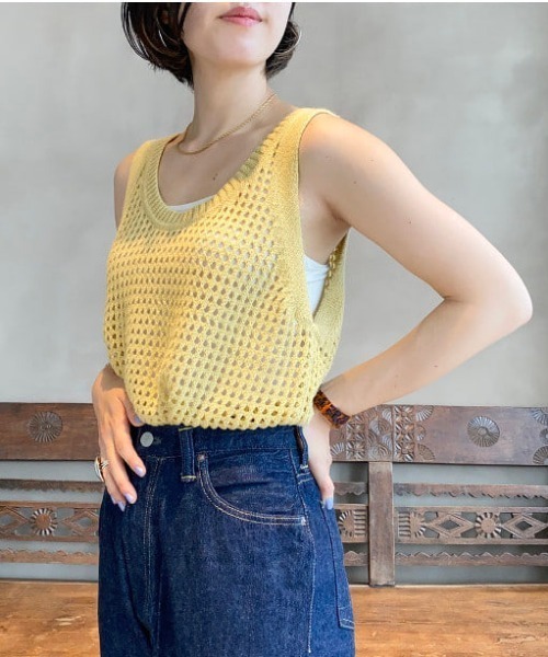 BEAMS LIGHTS(ビームスライツ)の「BEAMS LIGHTS / 5ゲージ メッシュ ノースリーブ ニット(タンクトップ・レディース・ブラウン/グリーン/イエロー系その他3・ONE SIZE)」の3枚目の写真