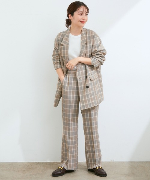 VIS(ビス)の「【セットアップ対応】リラックスした履き心地。美脚フレアパンツ(スラックス・レディース・レンガ/ブラック/ベージュ系その他2・S/M/SS)」の19枚目の写真