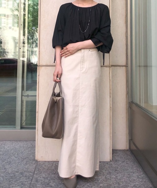 RIVE DROITE（リヴドロワ）の「大人の装いに合わせたい　シルバーロングチェーンネックレス（ネックレス・レディース・シルバー・FREE）」の4枚目の写真