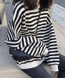 オーバーサイズクルーネックボーダートレーナー