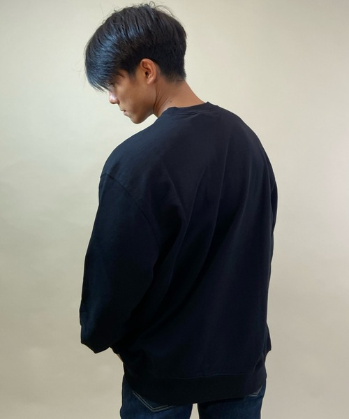 Carhartt（カーハート）の「Carhartt WIP/カーハートダブリューアイピー ルーズシルエット　ポケットトレーナー I027681（スウェット・メンズ・ホワイト/ブラック/ブラウン・M/XL/L）」の18枚目の写真