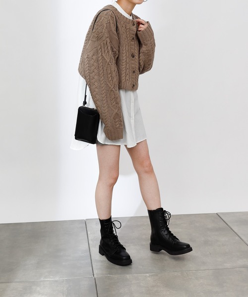 COLONY 2139(コロニートゥーワンスリーナイン)の「2WAYケーブルニットショートカーディガン(カーディガン/ボレロ・レディース・アイボリー/ブラック/モカ・LARGE/MEDIUM)」の19枚目の写真
