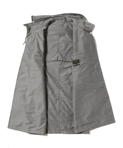 BEAMS PLUS（ビームスプラス）の「BEAMS PLUS / コンフォート クロス フーデッド コート（モッズコート・メンズ・チャコールグレー/グレー・SMALL/MEDIUM/LARGE/X-LARGE）」の11枚目の写真