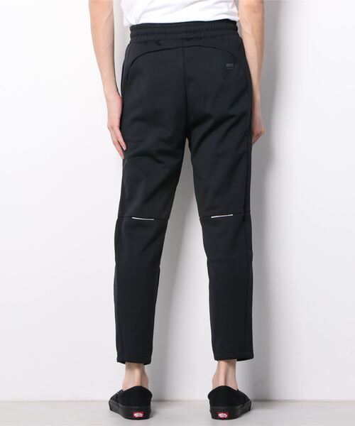 Reebok(リーボック)の「DMX トレーニング マイクロ フリースパンツ / DMX Training Micro Fleece Pants(スウェットパンツ・メンズ・ブラック・SMALL/MEDIUM/LARGE/X-LARGE/XX-LARGE/XXX-LARGE)」の7枚目の写真