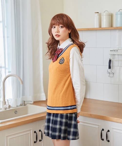 BODYLINE(ボディライン)の「ハロウィンコスプレ ベスト一体型 制服コスチューム(線入り) 4点セット(コスチューム/パーティーグッズ・レディース・ベージュ・M/L/2L/S)」の10枚目の写真