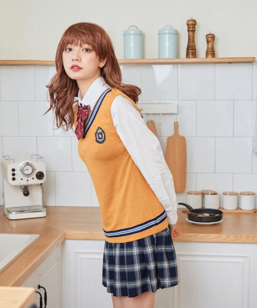 BODYLINE(ボディライン)の「ハロウィンコスプレ ベスト一体型 制服コスチューム(線入り) 4点セット(コスチューム/パーティーグッズ・レディース・ベージュ・M/L/2L/S)」の8枚目の写真