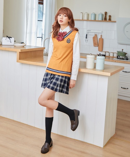 BODYLINE(ボディライン)の「ハロウィンコスプレ ベスト一体型 制服コスチューム(線入り) 4点セット(コスチューム/パーティーグッズ・レディース・ベージュ・M/L/2L/S)」の3枚目の写真