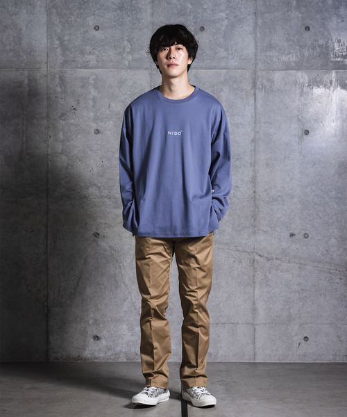 NIDO（ニド）の「NIDOロゴプリントロンT（Tシャツ/カットソー・メンズ・ホワイト/ブラック/ブルー/グレイッシュベージュ・M/L）」の5枚目の写真