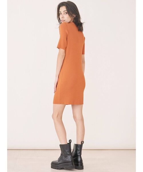 EVRIS（エヴリス）の「フロックボタンレイヤードニットワンピース（ワンピース・レディース・オレンジ/ブルー/ブラック・FREE）」の8枚目の写真