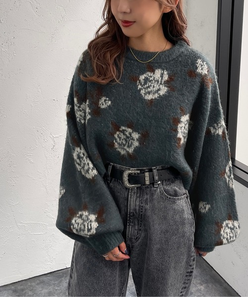 apres jour mignon(アプレジュールミニョン)の「フラワージャガードニット【ZOZOTOWN限定アイテム】(ニット/セーター・レディース・ブラック系その他/グリーン系その他/ダークブルー・X-LARGE/フリー)」の4枚目の写真