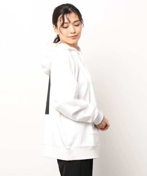 Maison de FLEUR（メゾンドフルール）の「Jasmine/スウェットパーカー（パーカー・レディース・オフホワイト・FREE）」の11枚目の写真