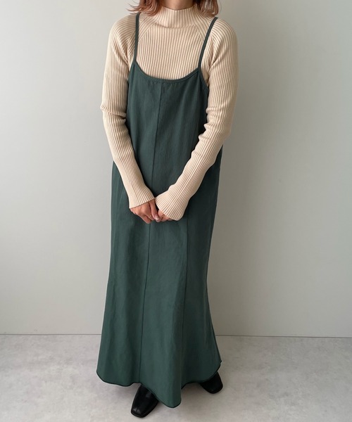 LE MORE(リモア)の「マルチウェイマーメイドキャミワンピース(ワンピース・レディース・ベージュ/グリーン・M/S)」の8枚目の写真