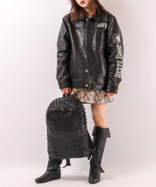 BLACK JACKALL CROWN(ブラックジャッカルクラウン)の「BLACK JACKALL CROWN スタッズ デコレーション リュック(バックパック/リュック・レディース・ブラック・FREE)」の8枚目の写真