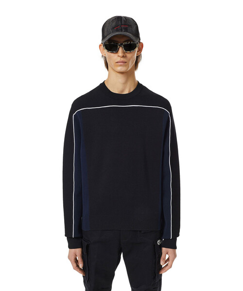 DIESEL(ディーゼル)の「メンズ ニット プルオーバー(ニット/セーター・メンズ・ホワイト系その他/ブラック/グレー系その他/その他・XX-LARGE/X-SMALL/SMALL/LARGE/X-LARGE/MEDIUM)」の20枚目の写真