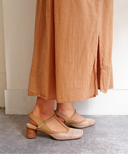 cava cava（サヴァサヴァ）の「オブリークトゥストラップパンプス　-1320429（パンプス・レディース・ブラック/ブラウン/ベージュ・24.0cm/24.5cm/23.5cm/22.5cm/23.0cm）」の14枚目の写真