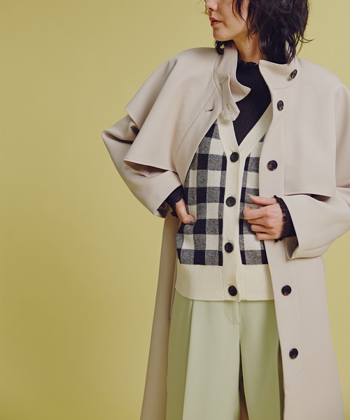 N.(N. Natural Beauty Basic)(エヌエヌナチュラルビューティーベーシック)の「◆ケープスタンドコート(その他アウター・レディース・ベージュ/ライラック・MEDIUM)」の5枚目の写真