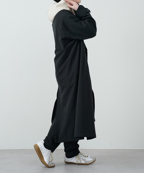 COLONY 2139（コロニートゥーワンスリーナイン）の「ストレッチイージーケアダブルコート（トレンチコート・メンズ・チャコールグレー/ブラック・MEDIUM/LARGE）」の9枚目の写真