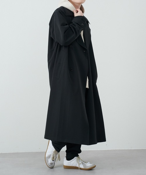 COLONY 2139（コロニートゥーワンスリーナイン）の「ストレッチイージーケアダブルコート（トレンチコート・メンズ・チャコールグレー/ブラック・MEDIUM/LARGE）」の10枚目の写真