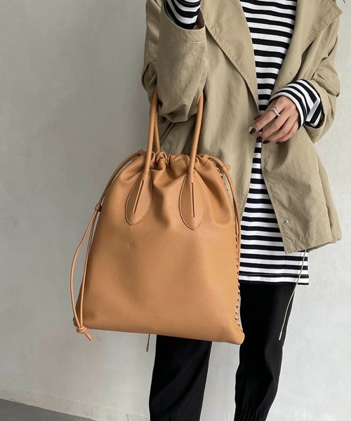 CAPRICIEUX LE'MAGE（カプリシューレマージュ）の「〈WEB限定カラー/イエロー〉TURNトートバッグ（トートバッグ・レディース・イエロー/キャメル/ブラック・FREE）」の12枚目の写真