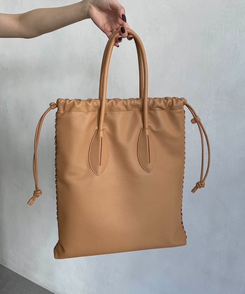 CAPRICIEUX LE'MAGE（カプリシューレマージュ）の「〈WEB限定カラー/イエロー〉TURNトートバッグ（トートバッグ・レディース・イエロー/キャメル/ブラック・FREE）」の18枚目の写真