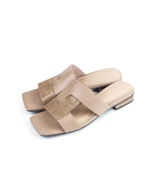 VIVIAN（ヴィヴィアン）の「ゴールドパーツヒールクロスミュールサンダル（サンダル・レディース・グレー系その他7/ダークブラウン/ベージュ/ブラック・L/S/M/LL）」の6枚目の写真