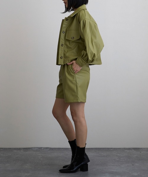 Mayree（メイリー）の「【Mayree】合成皮革　ボリュームスリーブジャケット（ブルゾン・レディース・ブラック/オリーブ/アイボリー・FREE）」の15枚目の写真