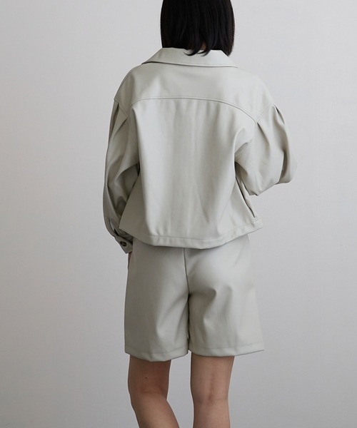 Mayree（メイリー）の「【Mayree】合成皮革　ボリュームスリーブジャケット（ブルゾン・レディース・ブラック/オリーブ/アイボリー・FREE）」の18枚目の写真