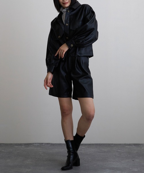 Mayree（メイリー）の「【Mayree】合成皮革　ボリュームスリーブジャケット（ブルゾン・レディース・ブラック/オリーブ/アイボリー・FREE）」の7枚目の写真