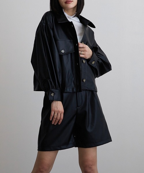 Mayree（メイリー）の「【Mayree】合成皮革　ボリュームスリーブジャケット（ブルゾン・レディース・ブラック/オリーブ/アイボリー・FREE）」の5枚目の写真