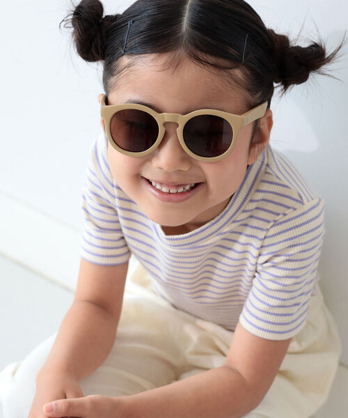 B:MING by BEAMS（ビーミングバイビームス）の「delieb × B:MING by BEAMS / 別注 NAHANNI サングラス（サングラス・キッズ・グリーン系その他/イエロー系その他5/レッド系その他2・ONE SIZE）」の2枚目の写真